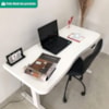 Mesa Escritorio Tampo Tamburato Com Regulagem de Altura 135X60 cm Branco Artany
