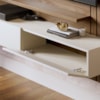 Painel Suspenso Tv 65 Pol 150 cm Juriti Amendoa Off White Matte Colibri