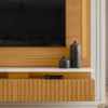 Painel Suspenso Tv 75 Pol 2G 216 cm Gaia Cinamomo Off White Madetec