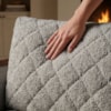 Poltrona Decorativa Ambar Braços Pes Em Madeira Boucle TCE 1018 MOLL