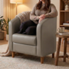 Poltrona Decorativa Aura Pes Madeira Courino TCS 726 MOLL