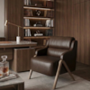 Poltrona Decorativa Madri Pes Madeira Courino TCS 721 MOLL