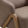 Poltrona Decorativa Madri Pes Madeira Courino TCS 729 MOLL
