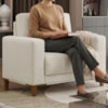 Poltrona Decorativa Oasis Pes Madeira Boucle TCE 1010 MOLL