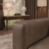 Poltrona Decorativa Oasis Pes Madeira Courino TCS 729 MOLL