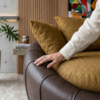 Poltrona Decorativa Safira Base Giratoria Linho Color Trend E Courino TCA 219 TCS 721 MOLL